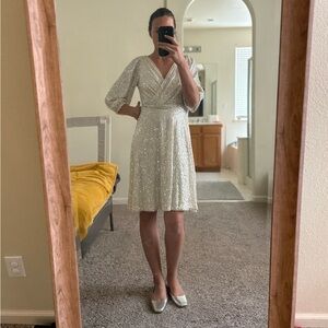 DKNY Stunning Sequin Dress – Perfect for Any Special Occasion!